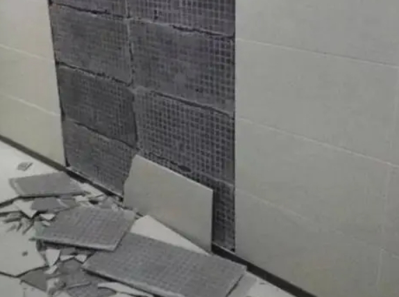 盐城市瓷砖空鼓维修公司分享下盐城市墙砖松动维修的知识